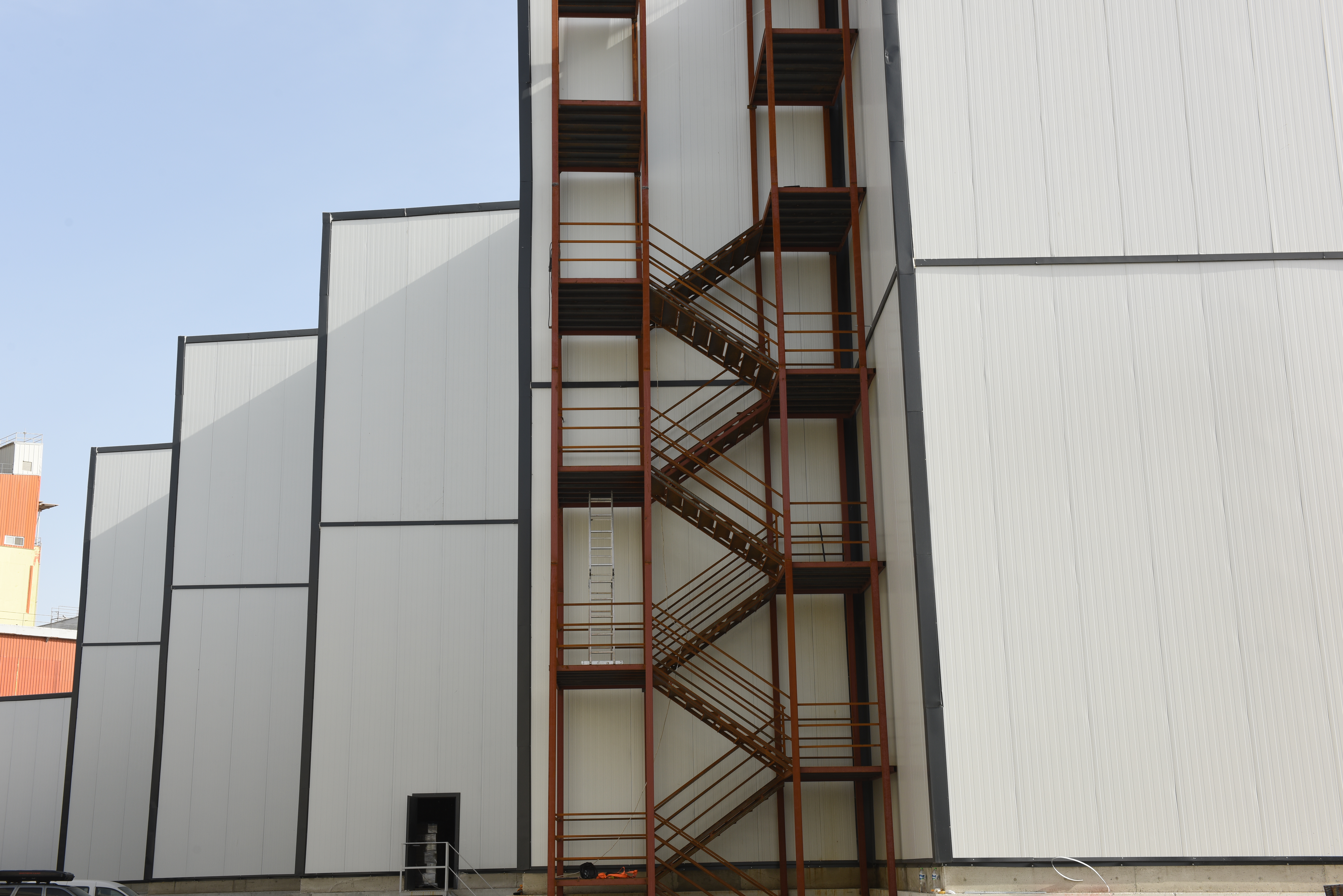 Endüstriyel Cephe Karolaj